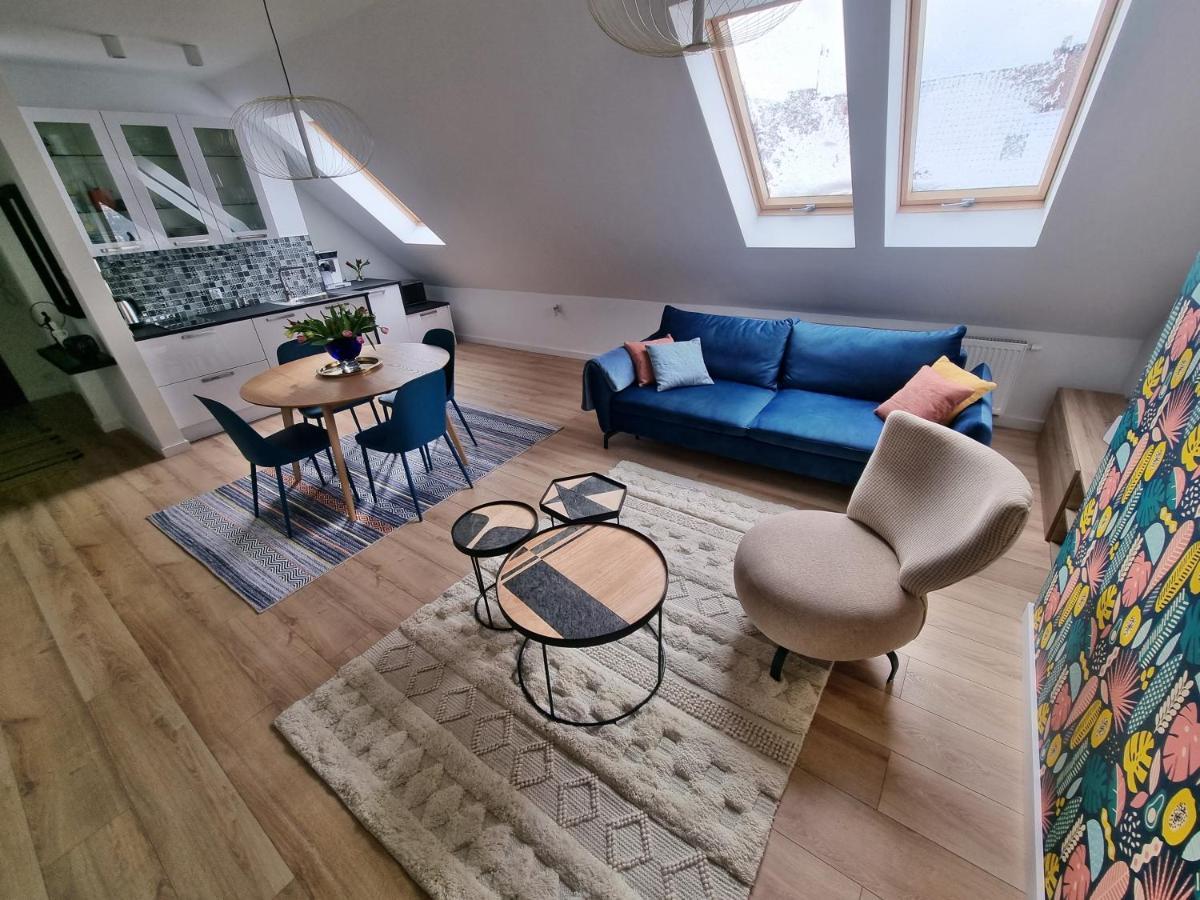 스클라르스카포렘바 Uroczy Penthouse 아파트 외부 사진
